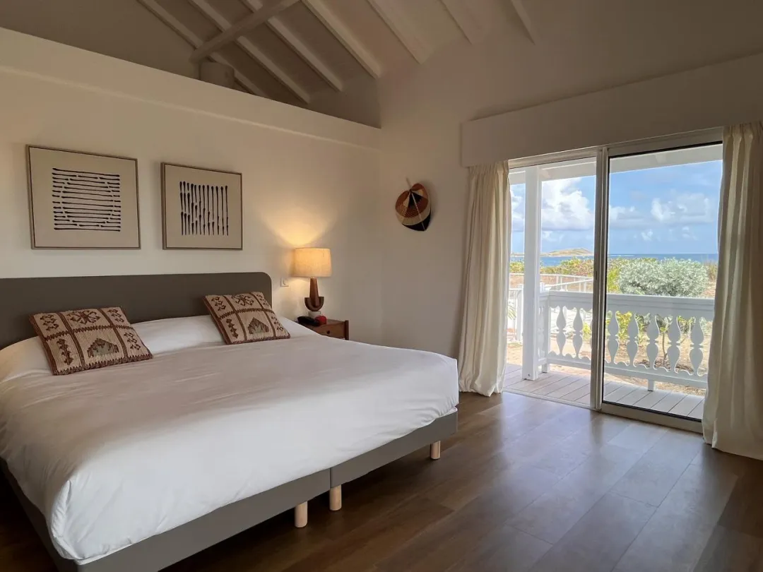 Odysseys Travel - Hôtel Esmeralda Resort - Ocean View Room - Bedroom View