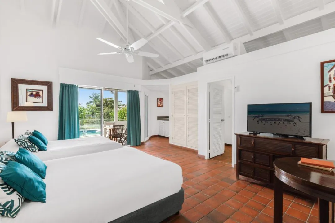 Odysseys Travel - Hôtel Esmeralda Resort - Superior Room - Twin Bed