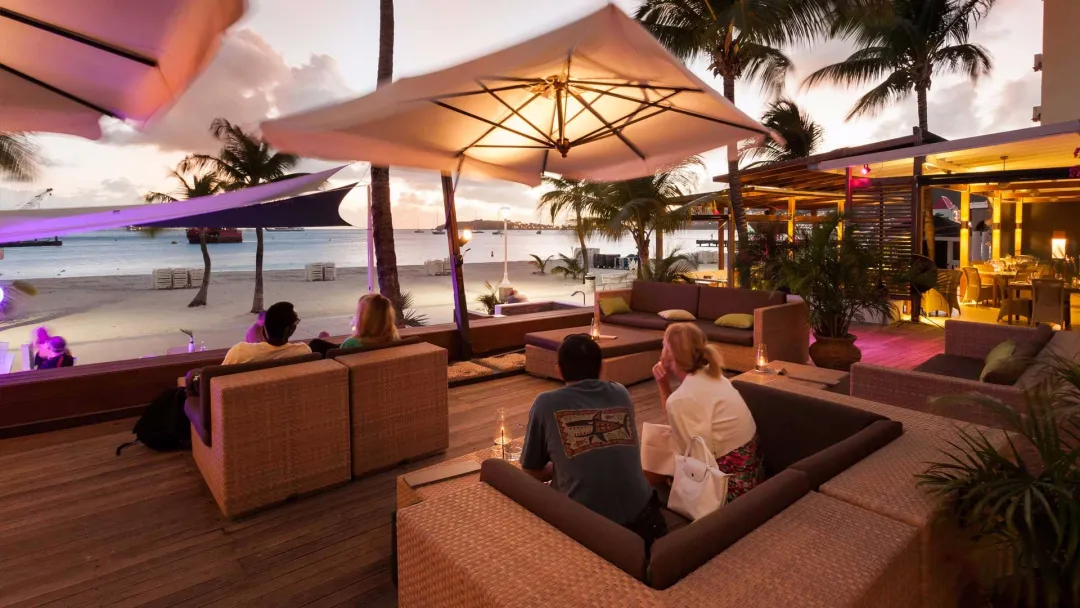 Odysseys Travel - Holland Beach House Hotel - Restaurant Lounge With Sea View