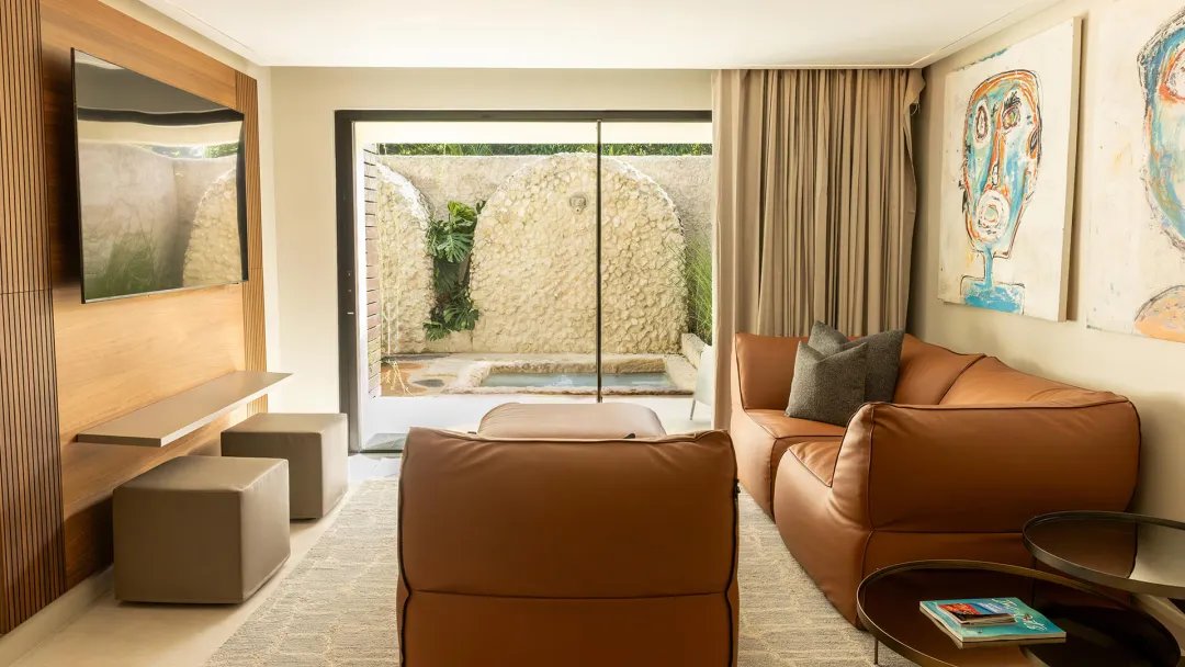 Luxury Private Pool Suite - Living Room