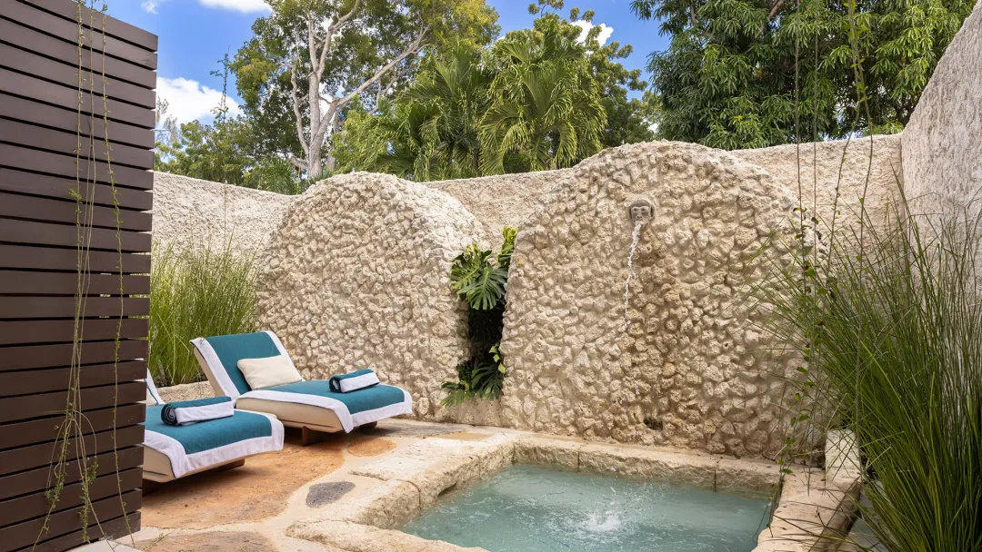 Blue Monkey Hotel & Beach Club, Barbados - Suite Pool