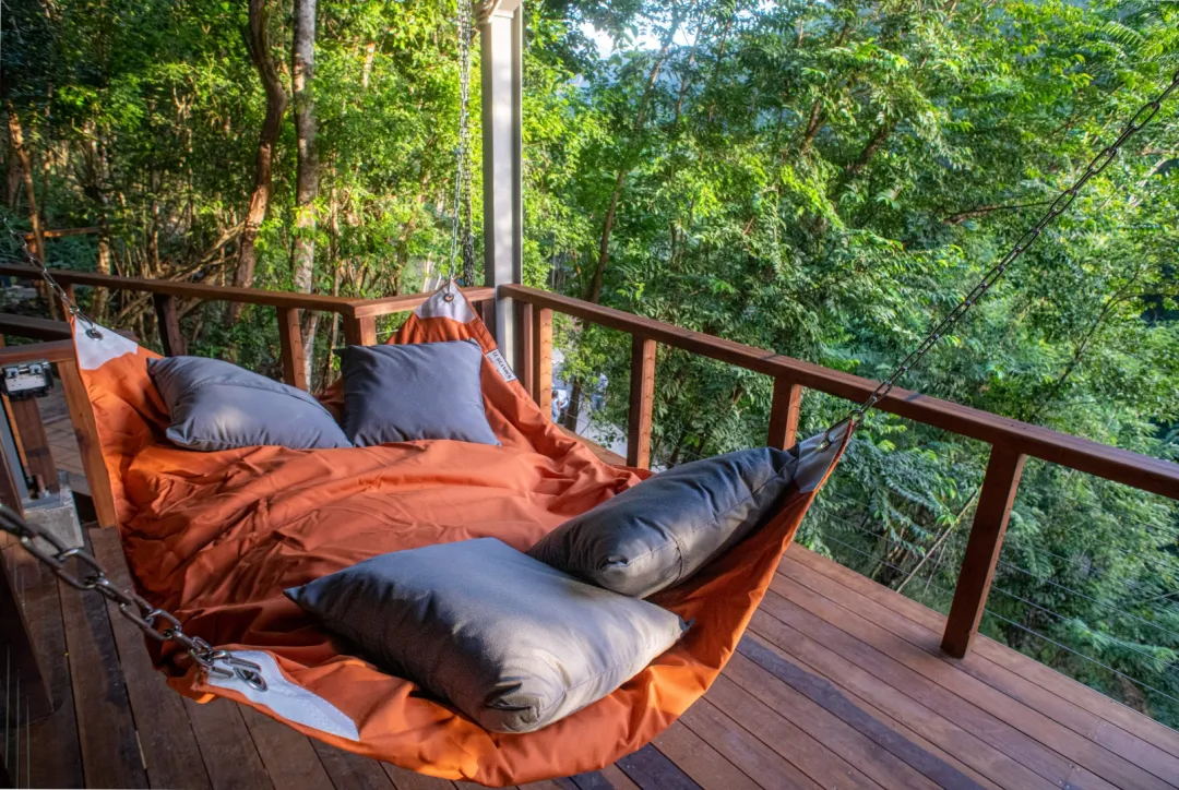 Hillside Ti-Fèy One Bedroom Villas - Balcony with Swing