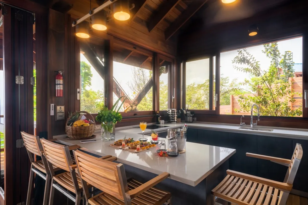 Clifftop Zabuco One Bedroom Villa - Dining Aeria
