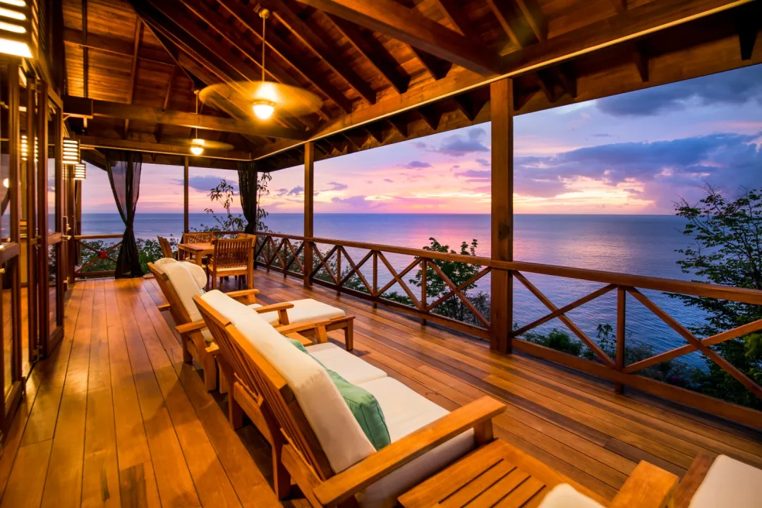 Peninsula Zabuco One Bedroom Villa - Balcony Lounge With Sea View