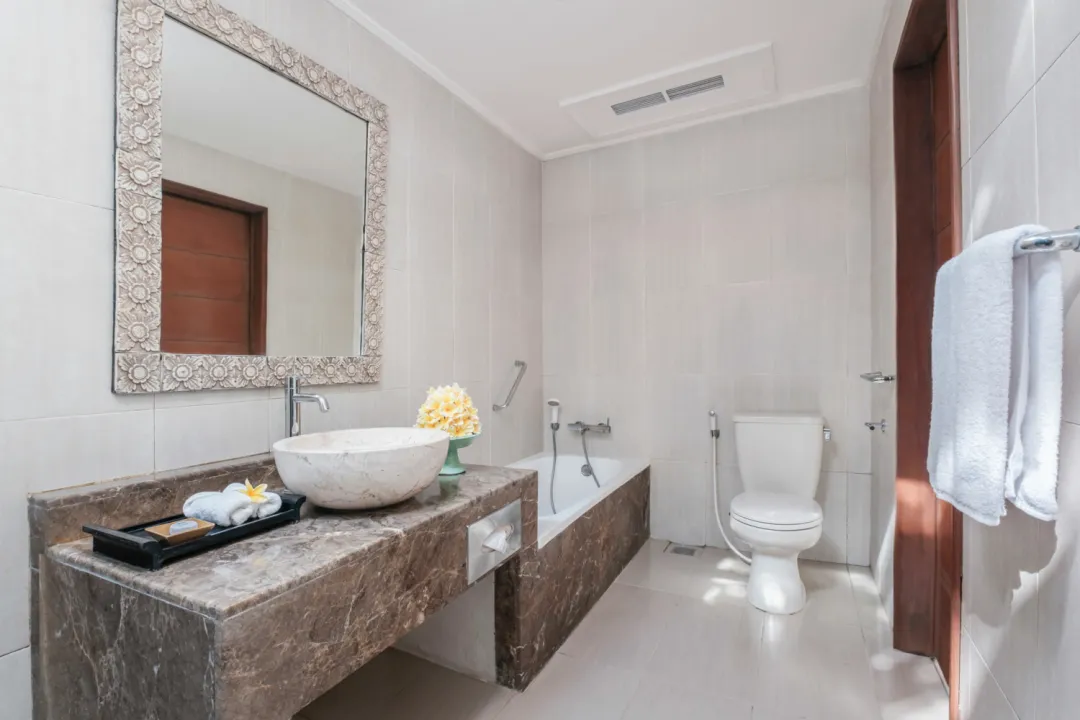 Mandira Cottage - Bathroom