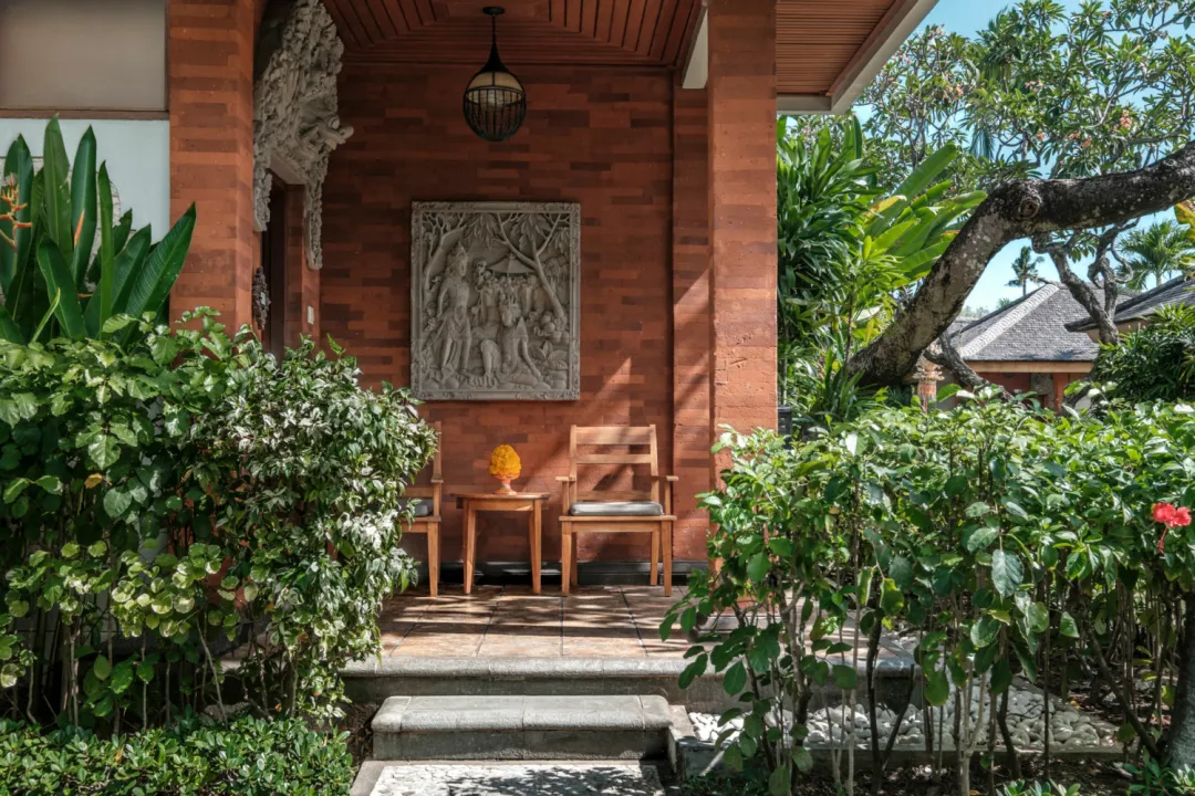 Mandira Cottage - Pattio Seating Aeria