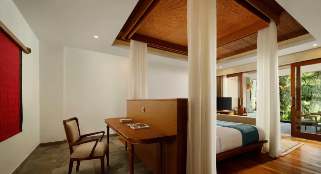 Valley Suite Pool - Bedroom View
