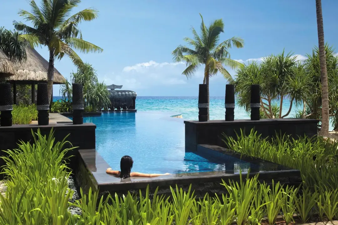 Shangri-La Boracay - Swimming Pool