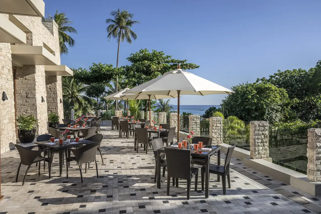 Shangri-La Boracay - Vintana Cafe