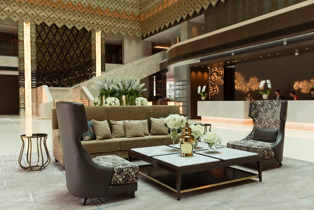 Lancaster-Bangkok-Lobby