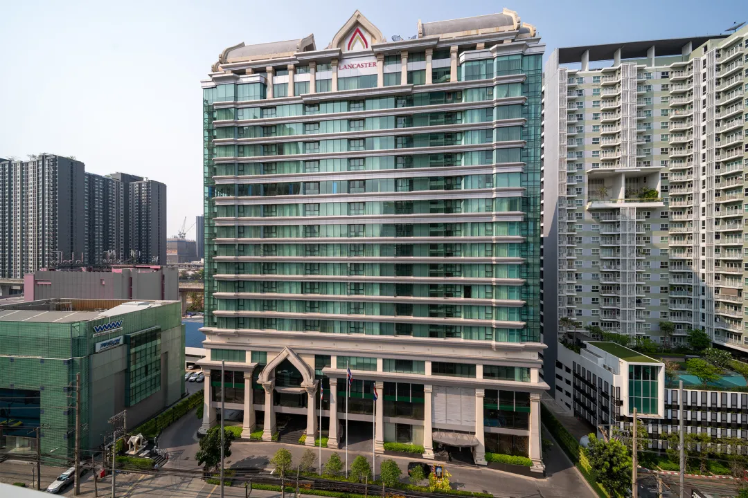 Lancaster-Bangkok-Exterior-Full-View