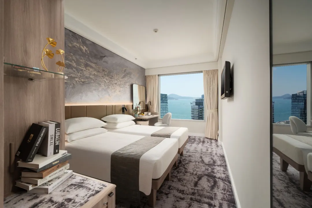 Harbour-Plaza-Metropolis-Deluxe-Room-Twin-Beds