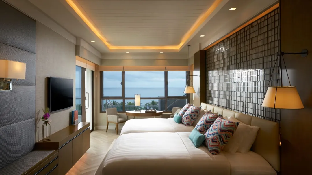 Signature One Bedroom Suite - Bedroom