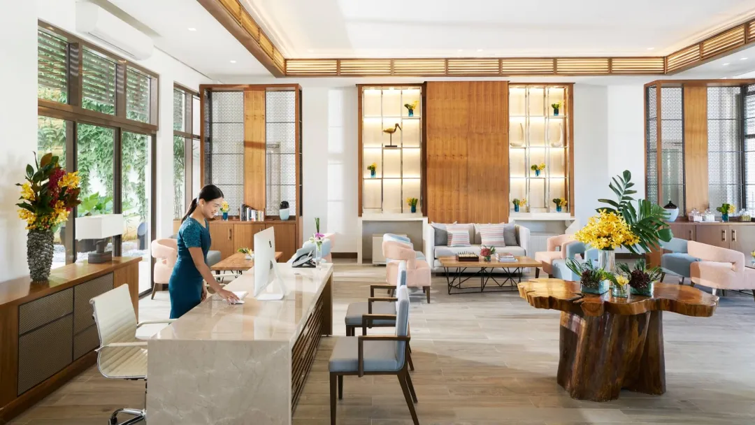 Signature One Bedroom Suite - Lobby