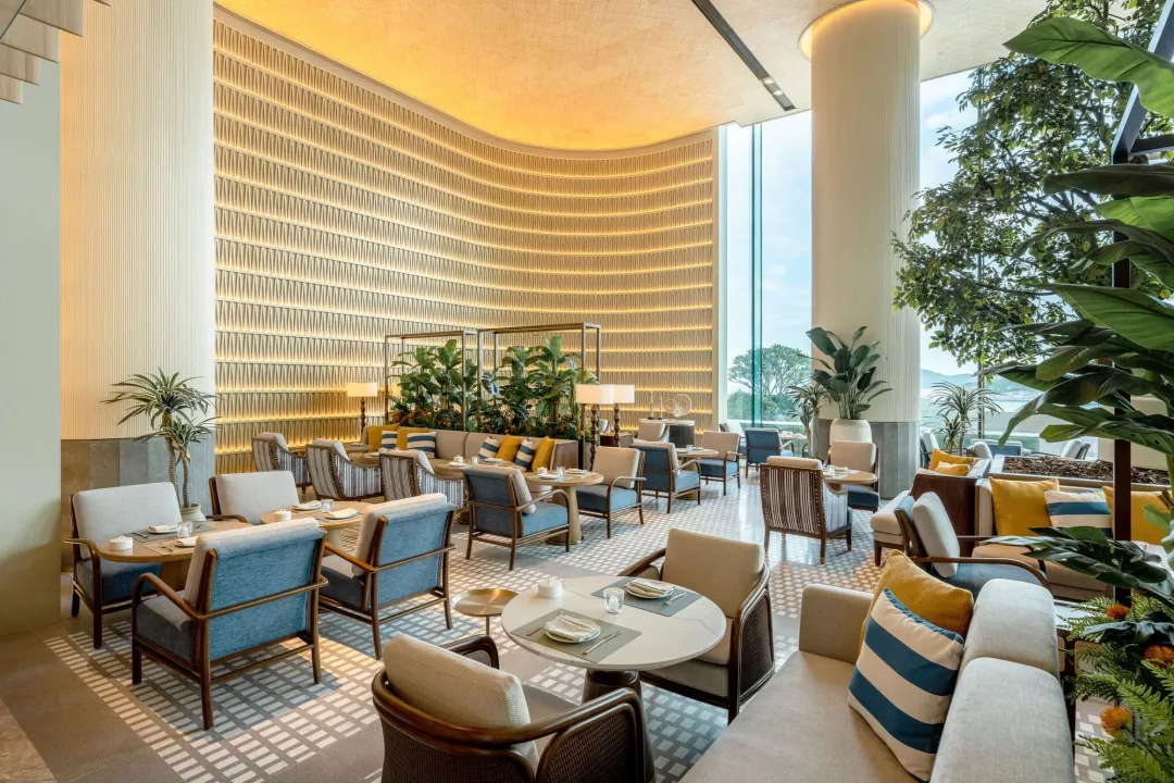 Fullerton-Ocean-Park-Hotel-Hong-Kong-Lightouse-Cafe