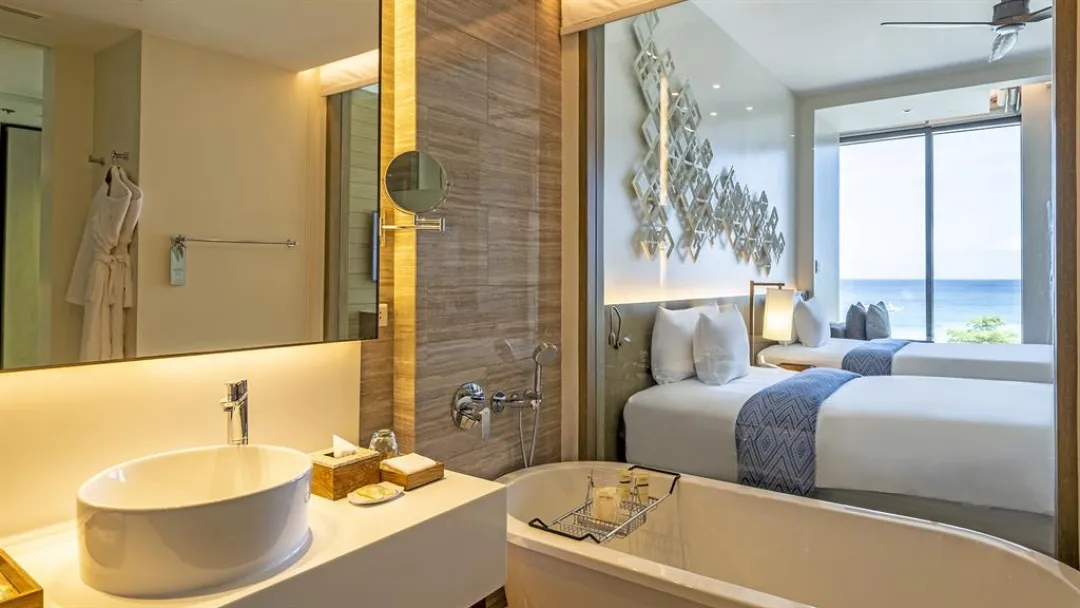 Deluxe Sea View - Twin Bed With Bathroom