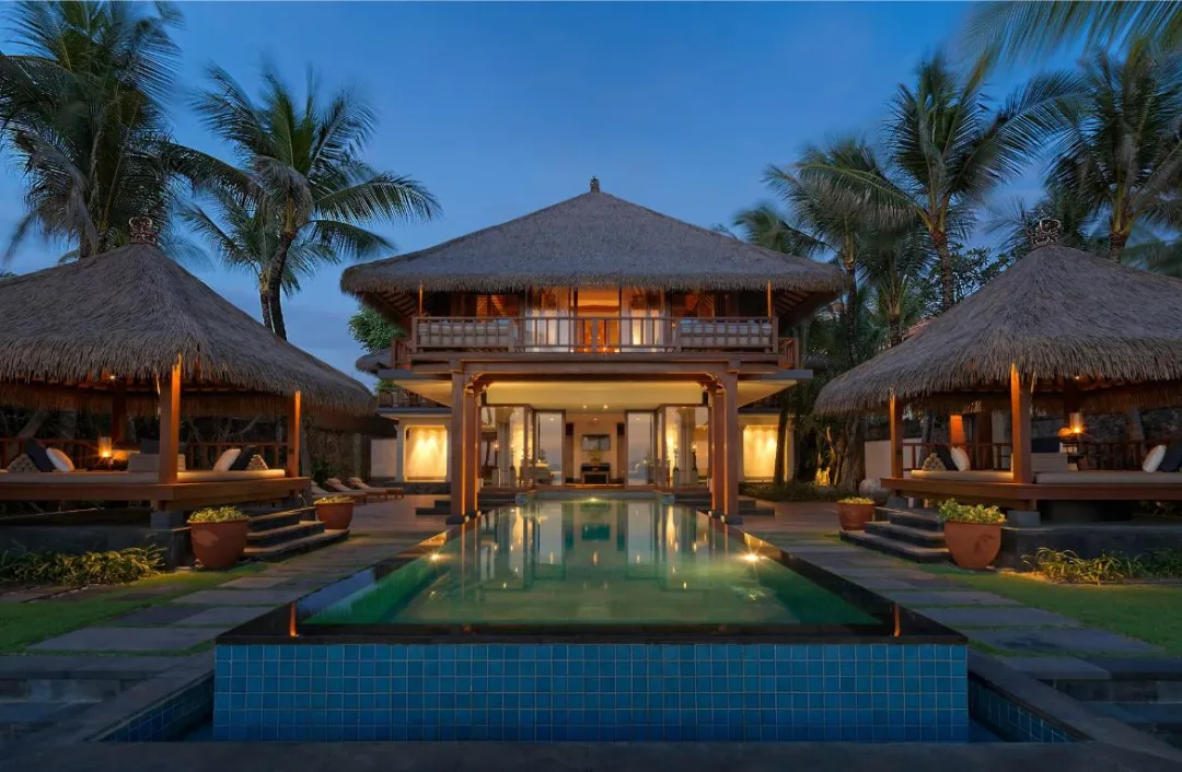 Odysseys-Travel-The-Legian-Bali-Seminyak-Beach-House