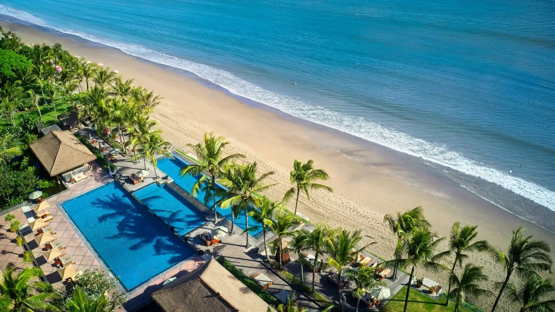 Odysseys-Travel-The-Legian-Bali-Seminyak-Beachfront