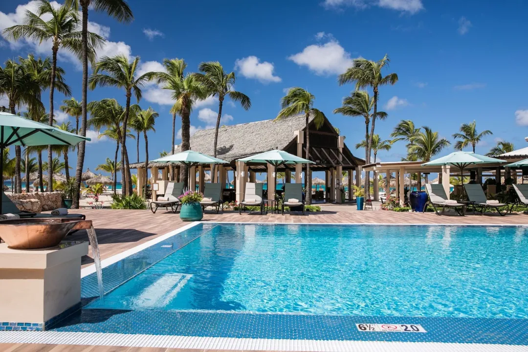 Odysseys-Travel-Manchebo-Beach-Resort-and-Spa-Pool-Beds