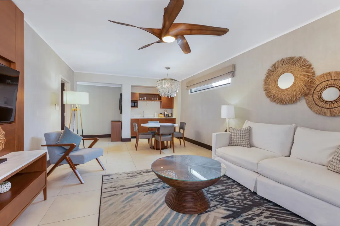 Odysseys-Travel-Manchebo-Beach-Resort-and-Spa-Deluxe-One-Bedroom-Suite-Detail