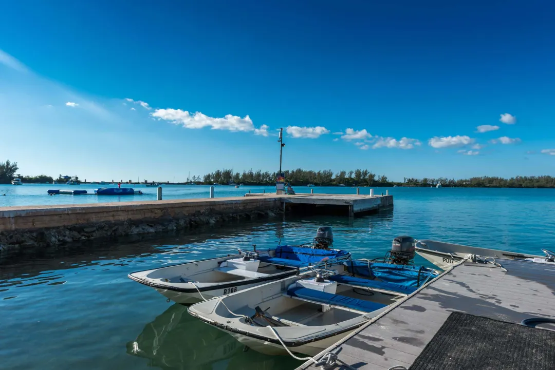 Grotto Bay Beach Resort and Spa - Jetty Arrival