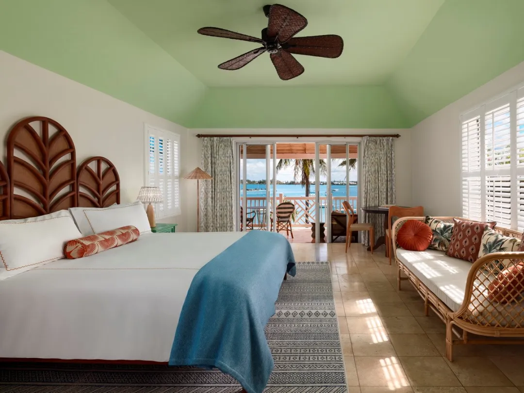 Deluxe Water View Room - Bedroom View