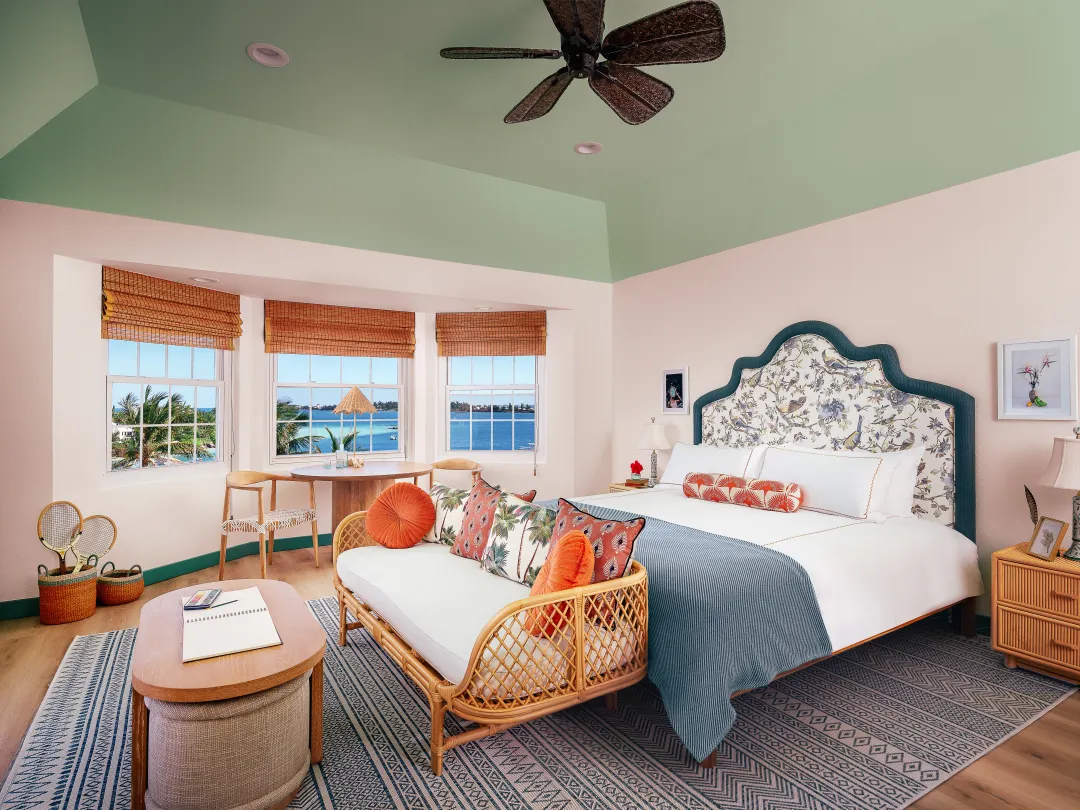 Deluxe Water View Room - Bedroom