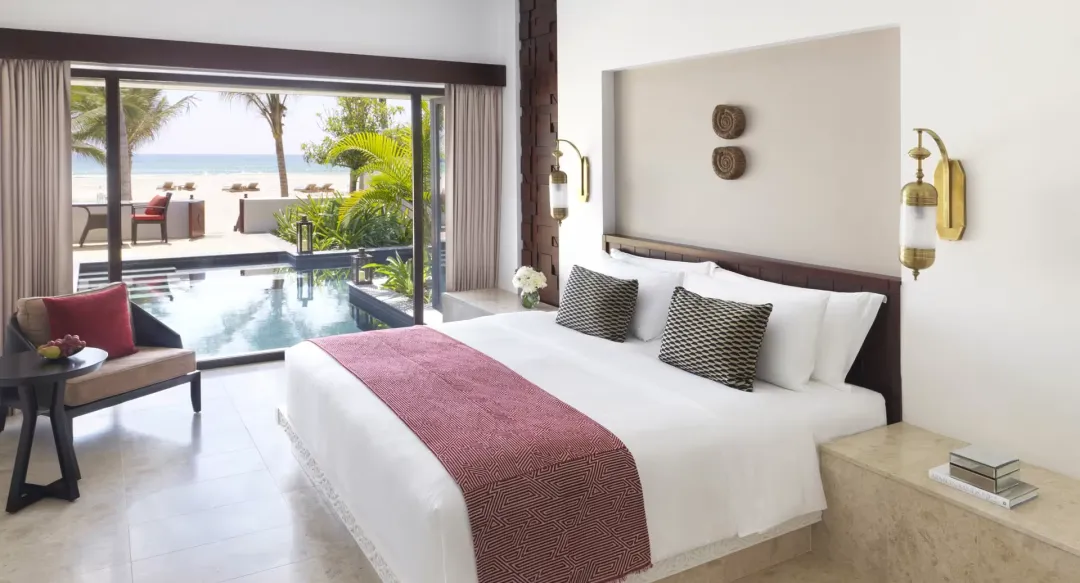 Odysseys-Travel-Anantara-Al-Baleed-Resort-Salalah-One-Bedroom-Beach-Pool-Villa-King-Bed