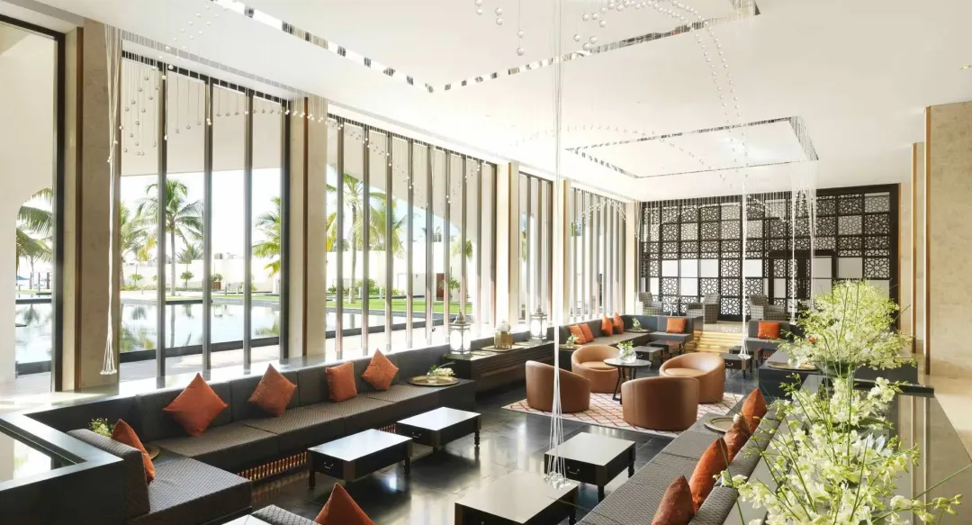 Odysseys-Travel-Anantara-Al-Baleed-Lobby-Lounge