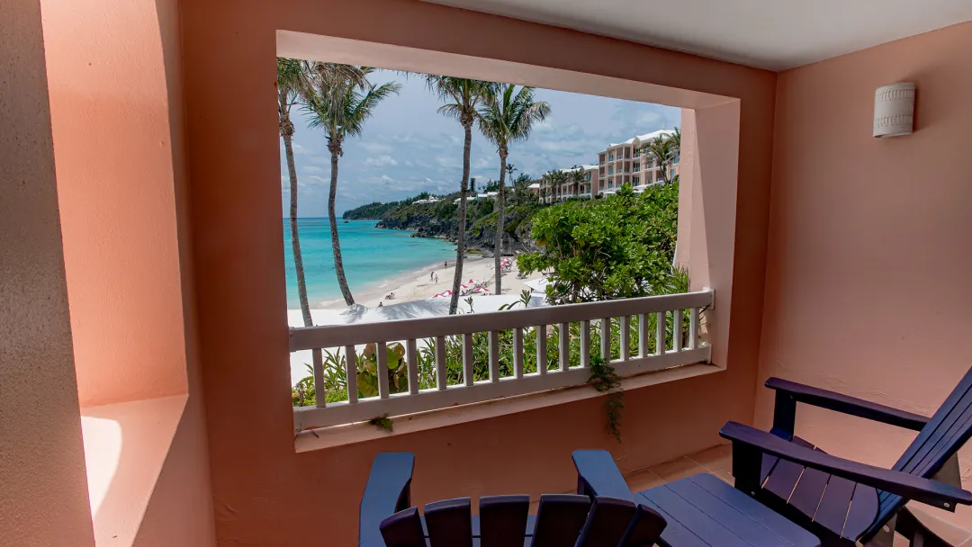 Longtail Suite - Balcony Lounge
