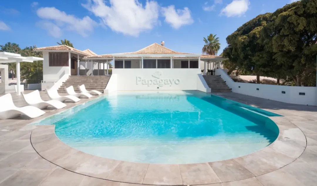 Papagayo Beach Resort Curacao - Pool