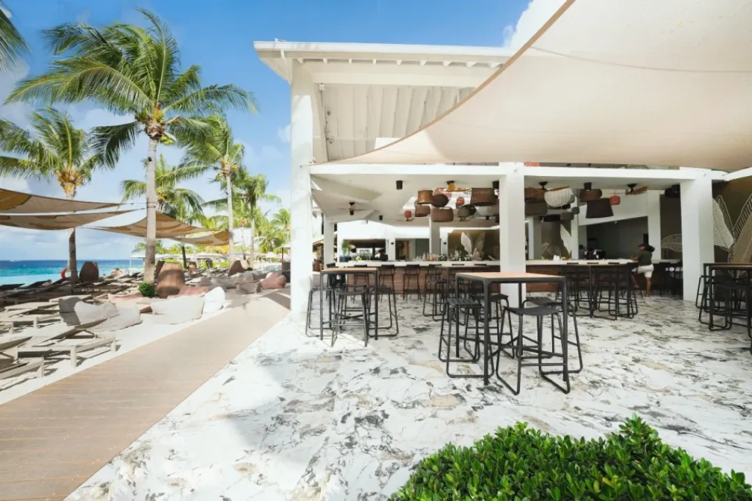 Papagayo Beach Bar