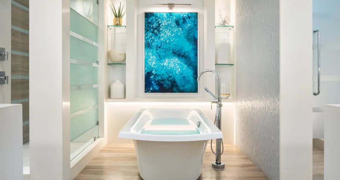Beachfront One Bedroom Skypool Butler Suite with Balcony Tranquility Soaking Tub - Bathroom