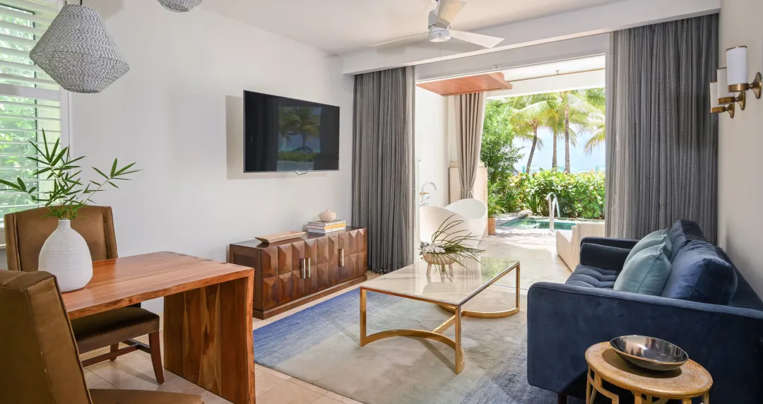 Beachfront Prime Minister One Bedroom Butler Suite with Private Pool and Patio Tranquility Soaking Tub - Seating Aeria
