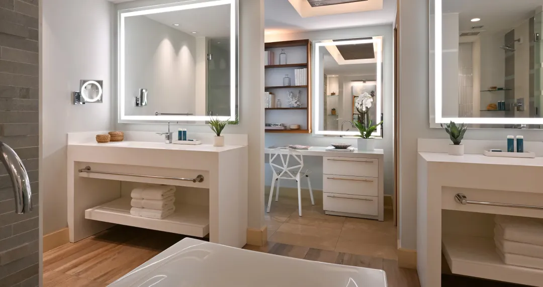 Millionaire Crystal Lagoon Swim-up Butler One Bedroom Suite with Patio Tranquility Soaking Tub - Bathroom