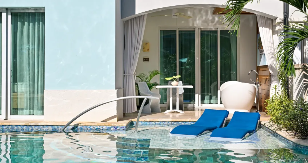 Millionaire Crystal Lagoon Swim-up Butler One Bedroom Suite with Patio Tranquility Soaking Tub - Pool