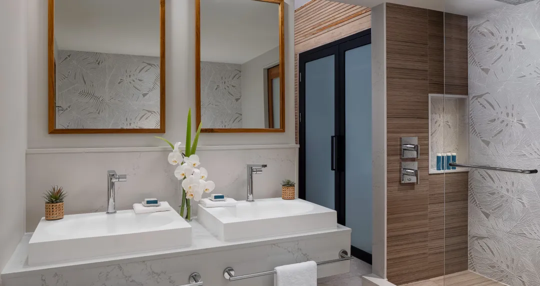 Oceanfront Two-Story One Bedroom Butler Villa with Private Pool -Bathroom