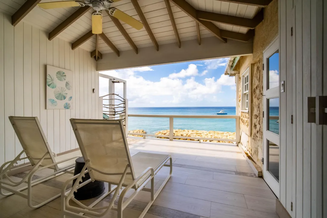rm_carousel_two_bedroom_oceanfront_4