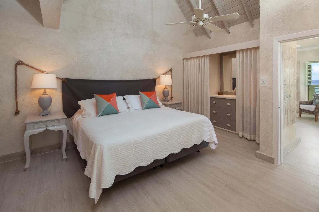 rm_carousel_two_bedroom_oceanfront_6