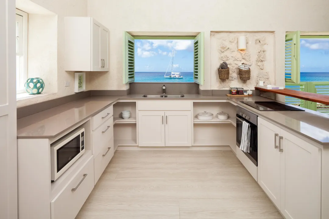 rm_carousel_two_bedroom_oceanfront_8