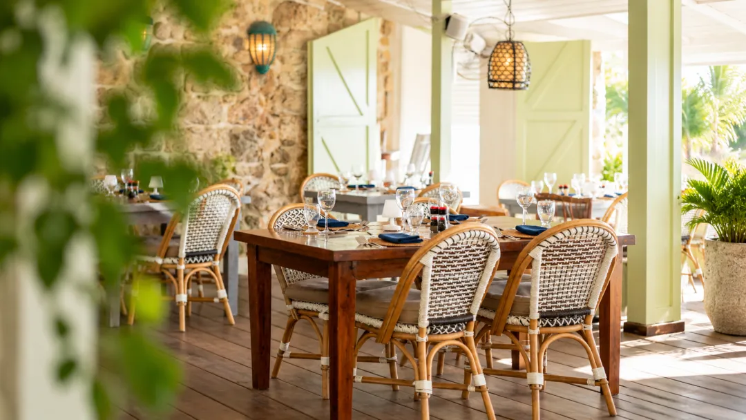 Odysseys Travel - Little Good Harbour - Fish Pot Restaurant - Internor