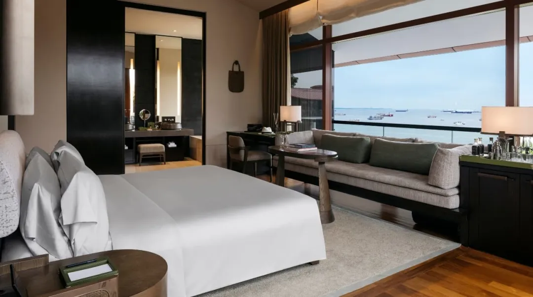 Odysseys Travel - Capella Singapore - Premier Seaview Room - Bedroom
