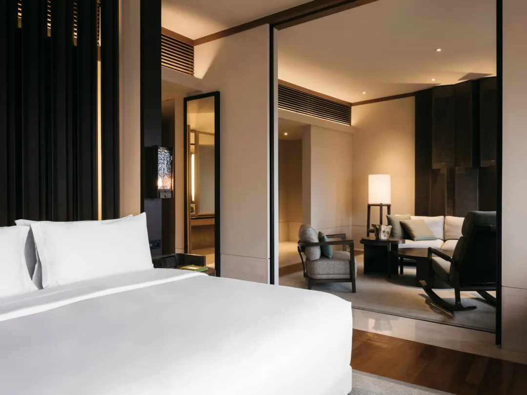 Odysseys Travel - Capella Singapore - Capella Suite - Bedroom