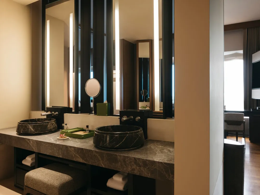 Odysseys Travel - Capella Singapore - Capella Suite - Bathroom
