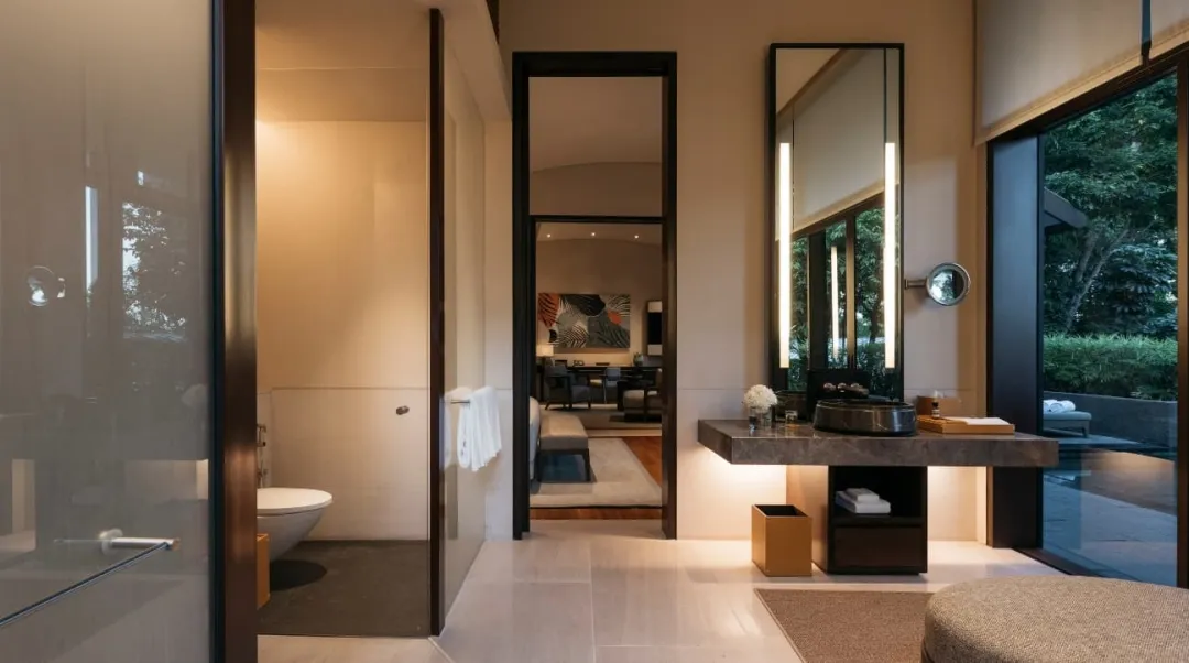 Odysseys Travel - Capella Singapore - One Bedroom Villa - Bathroom