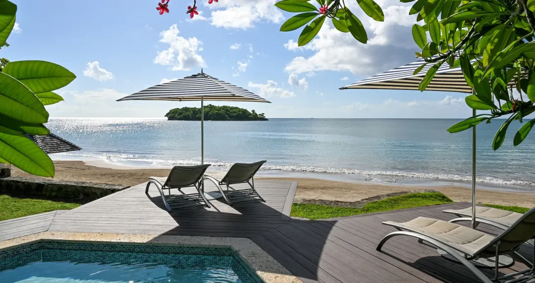 Sandals Halcyon Beach - Villa Pool Deck Lounge