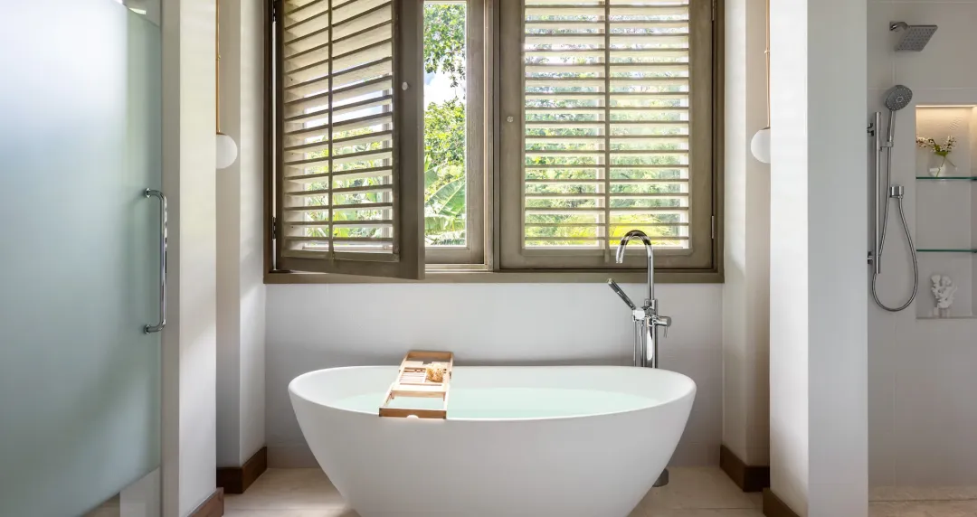 Halcyon Shore House Butler Suite with Private Pool - Bathroom