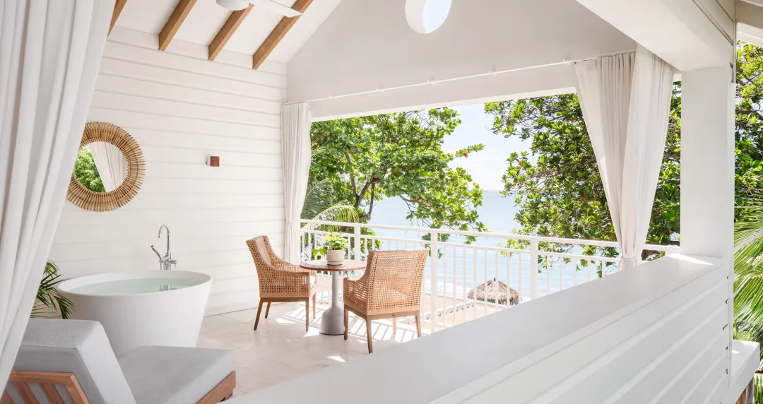 Halcyon Shore House Butler Suite with Balcony Tranquility Soaking Tub - Balcony