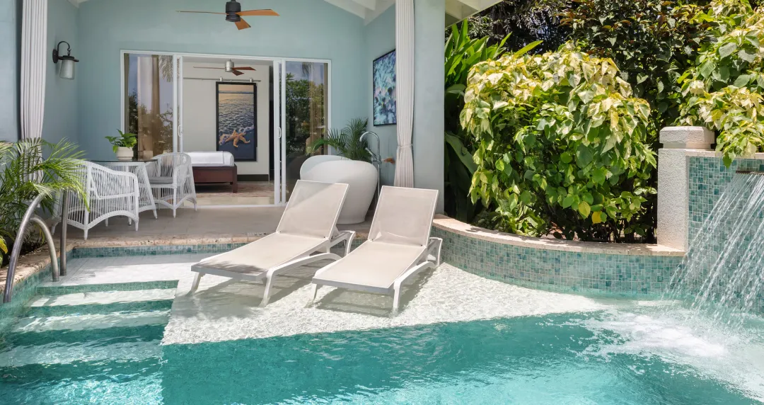 Beachfront Crystal Lagoon Swim-up Butler Room with Patio Tranquility Soaking Tub - Pool