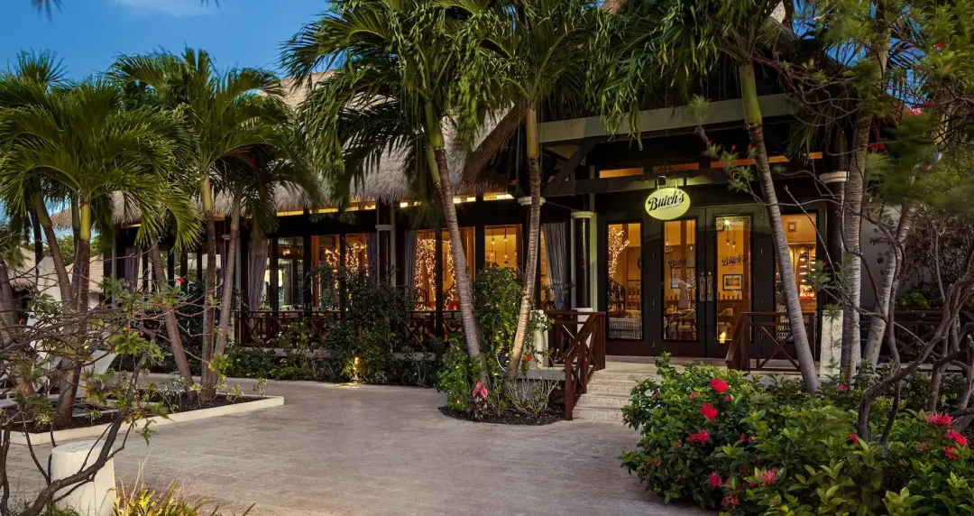 Sandals Grenada - Restaurant With Garden View
